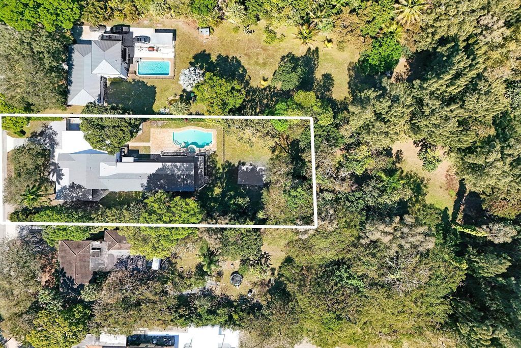 Photo of 216 Bayberry Drive, Plantation, FL 33317 (MLS # F10551446)