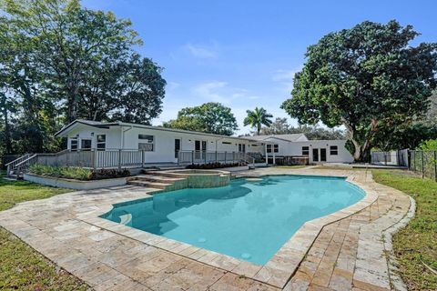Tiny photo for 216 Bayberry Drive, Plantation, FL 33317 (MLS # F10551446)