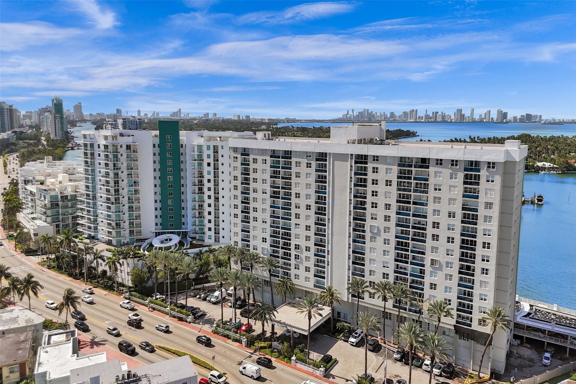 6770 Indian Creek Drive 10-R