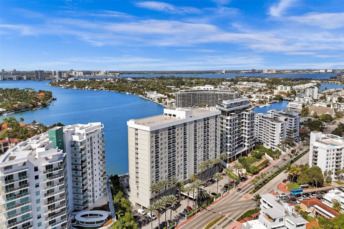 6770 Indian Creek Drive 10-R