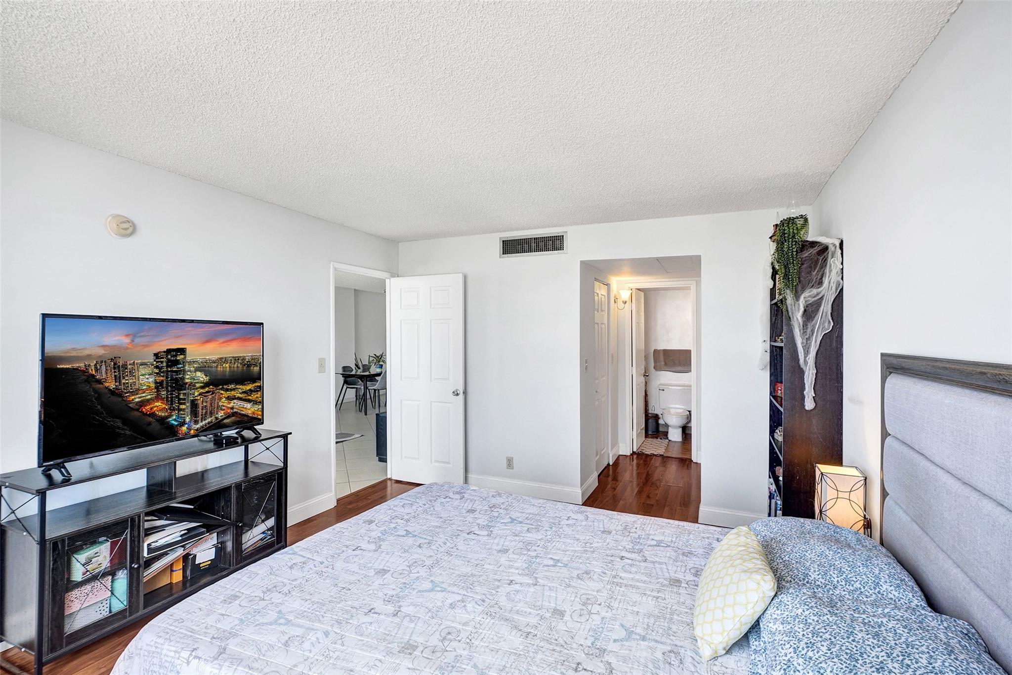 Aquasol Condo - Residential