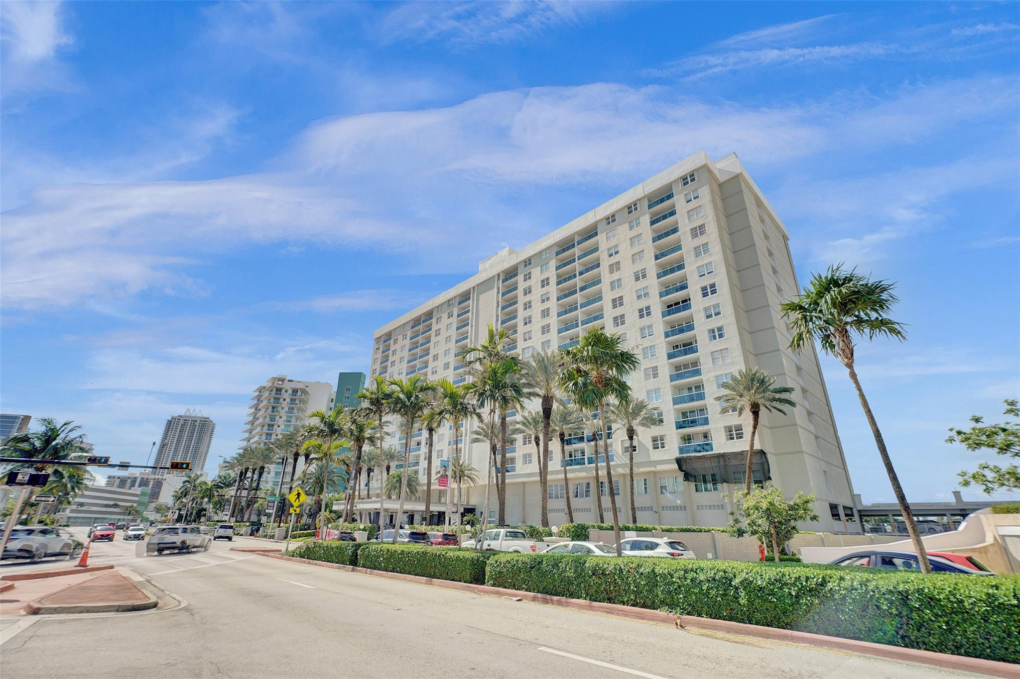 6770 Indian Creek Drive 10-r