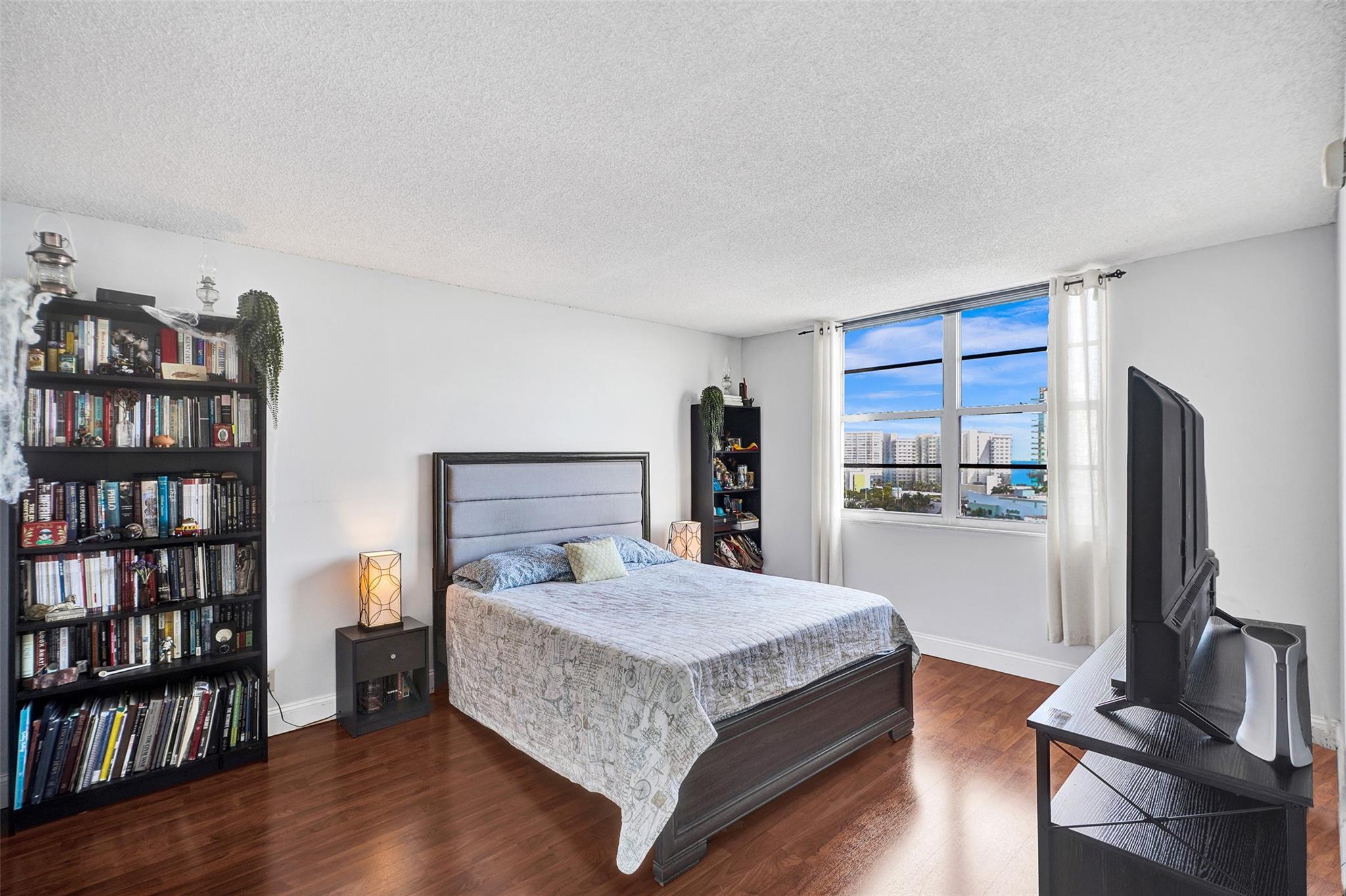 Aquasol Condo - Residential