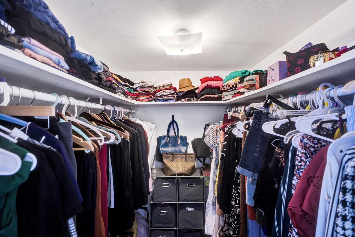 Aquasol Condo - Residential