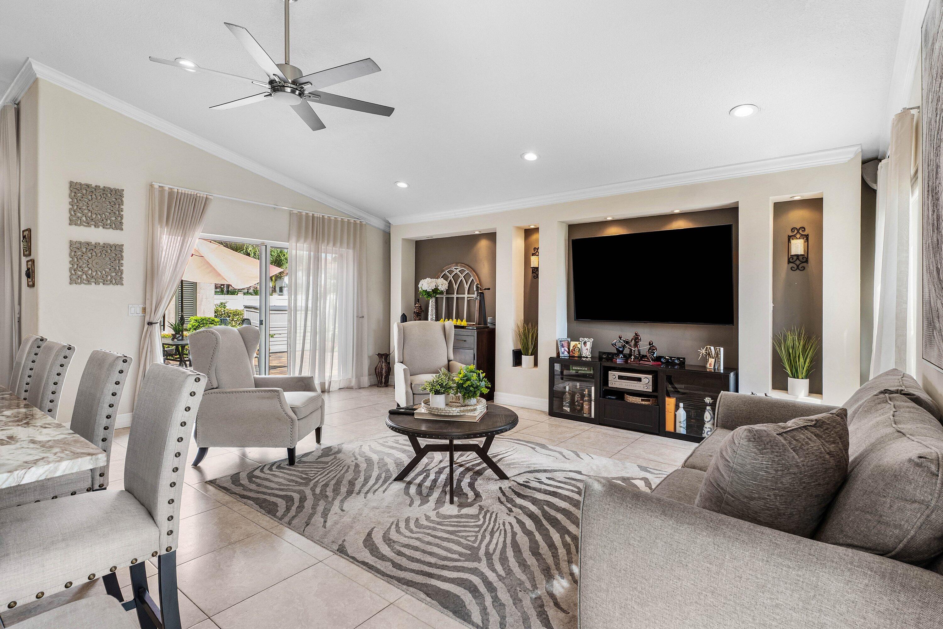 Properties 5054 Prairie Dunes Village Circle