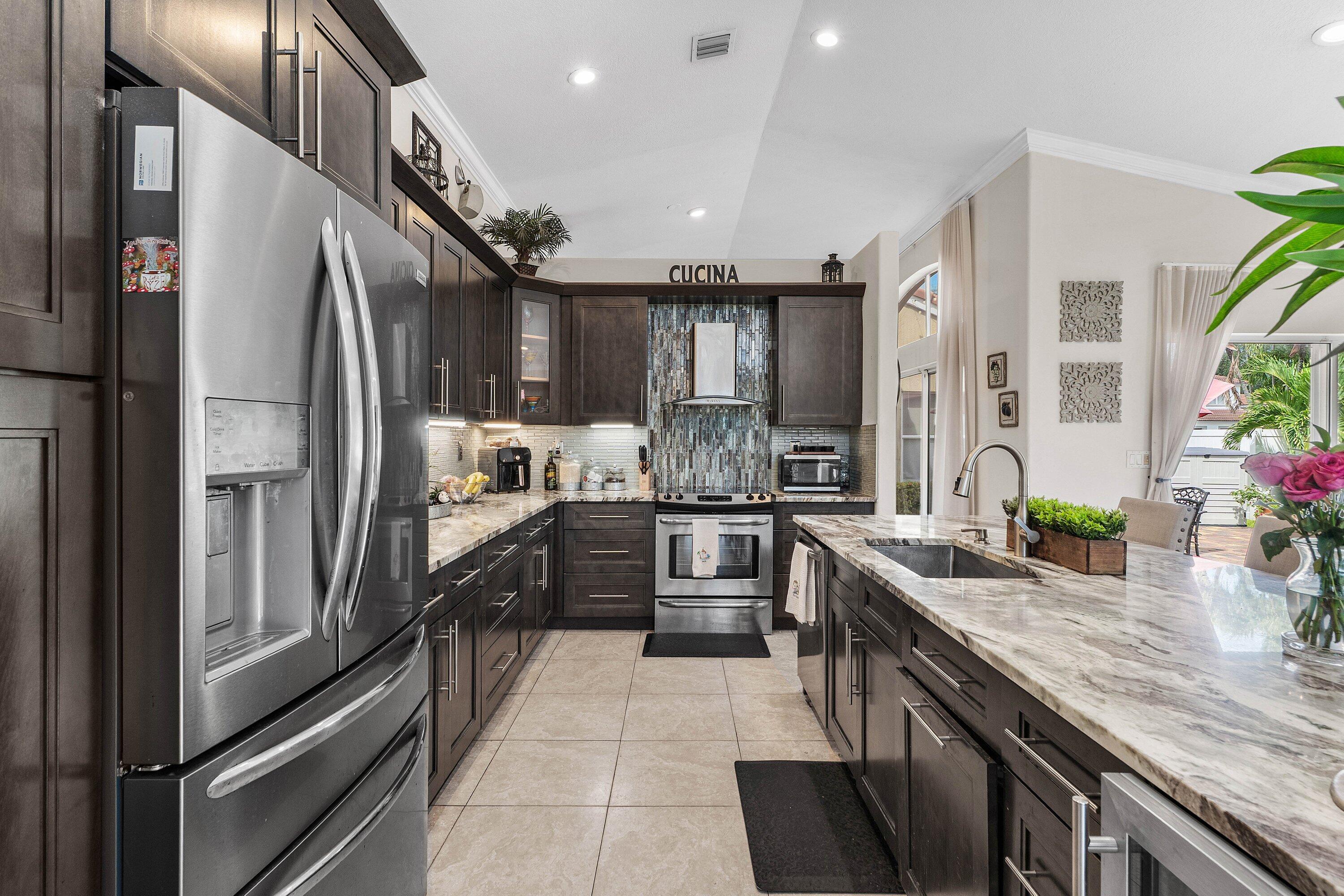 Properties 5054 Prairie Dunes Village Circle