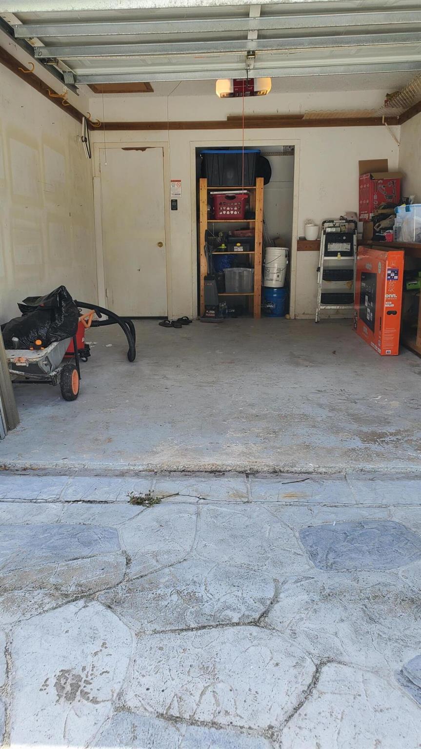 Palm Aire village - Residential Lease