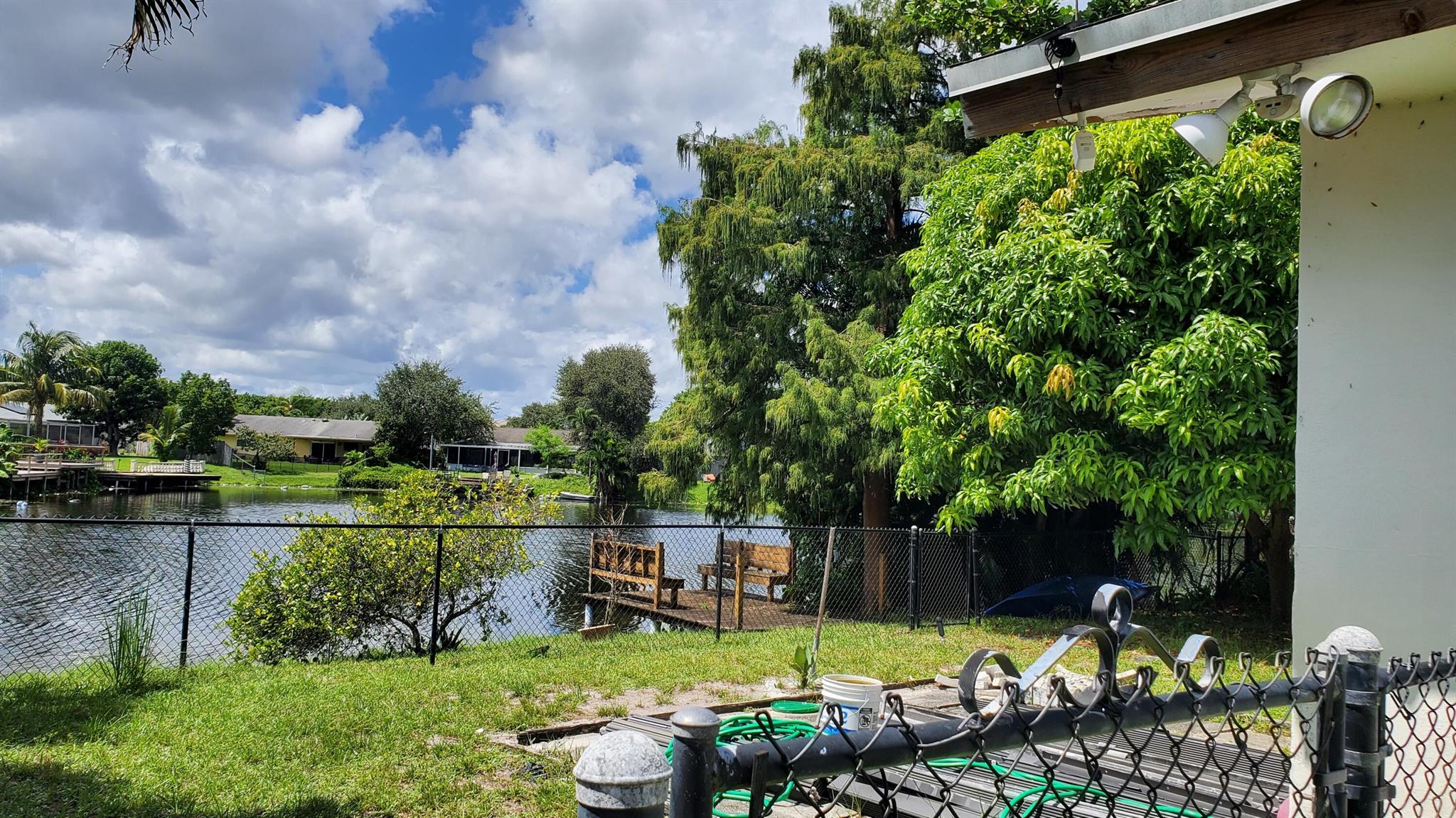 Palm Aire village - Residential Lease