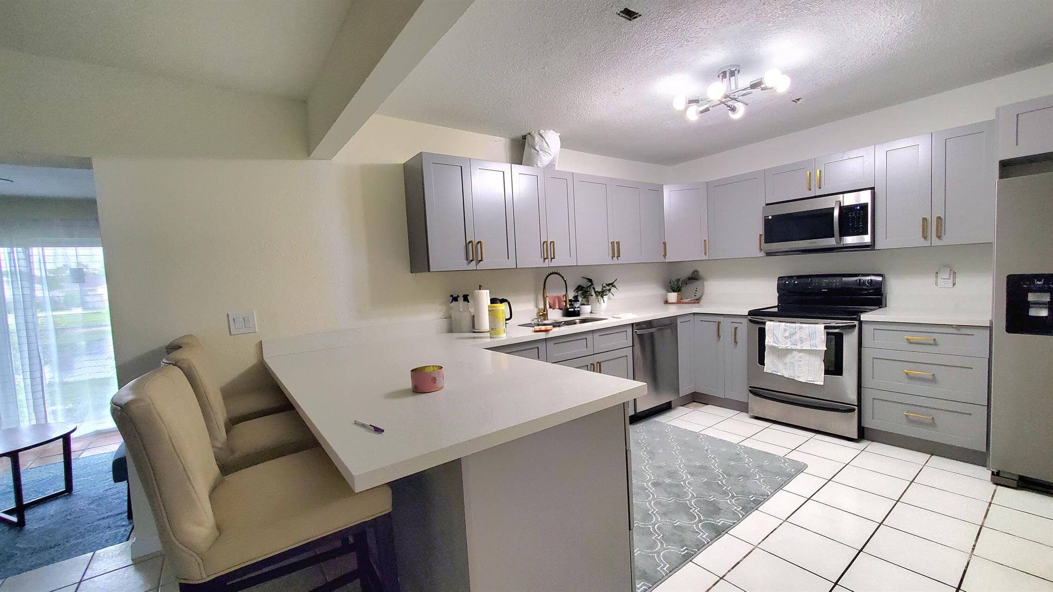 Palm Aire village - Residential Lease