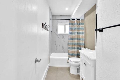 Tiny photo for 721 FAIRWAY Drive, Plantation, FL 33317 (MLS # B26064919)