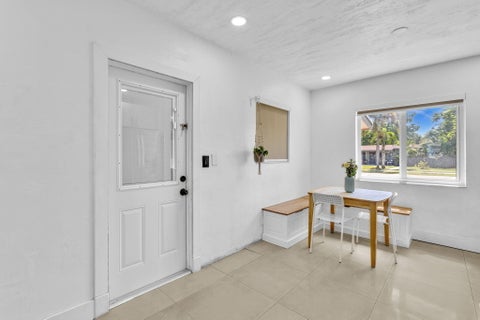Tiny photo for 721 FAIRWAY Drive, Plantation, FL 33317 (MLS # B26064919)