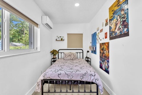 Tiny photo for 721 FAIRWAY Drive, Plantation, FL 33317 (MLS # B26064919)