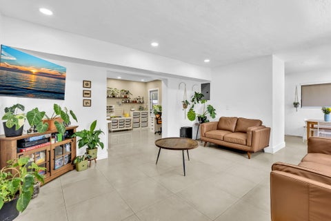 Tiny photo for 721 FAIRWAY Drive, Plantation, FL 33317 (MLS # B26064919)