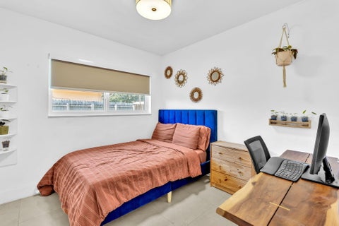Tiny photo for 721 FAIRWAY Drive, Plantation, FL 33317 (MLS # B26064919)