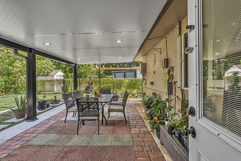Tiny photo for 721 FAIRWAY Drive, Plantation, FL 33317 (MLS # B26064919)