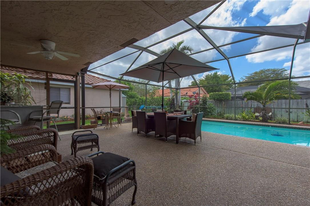 HIDDEN HAMMOCKS/OAKBROOK - Residential