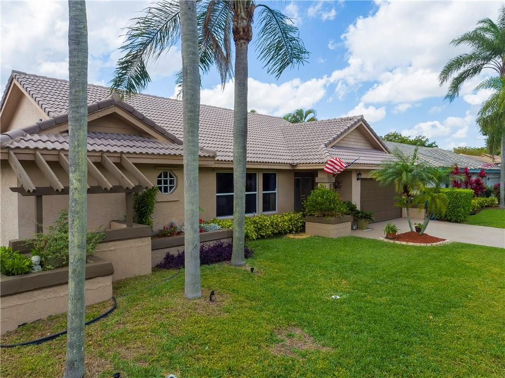 HIDDEN HAMMOCKS/OAKBROOK - Residential