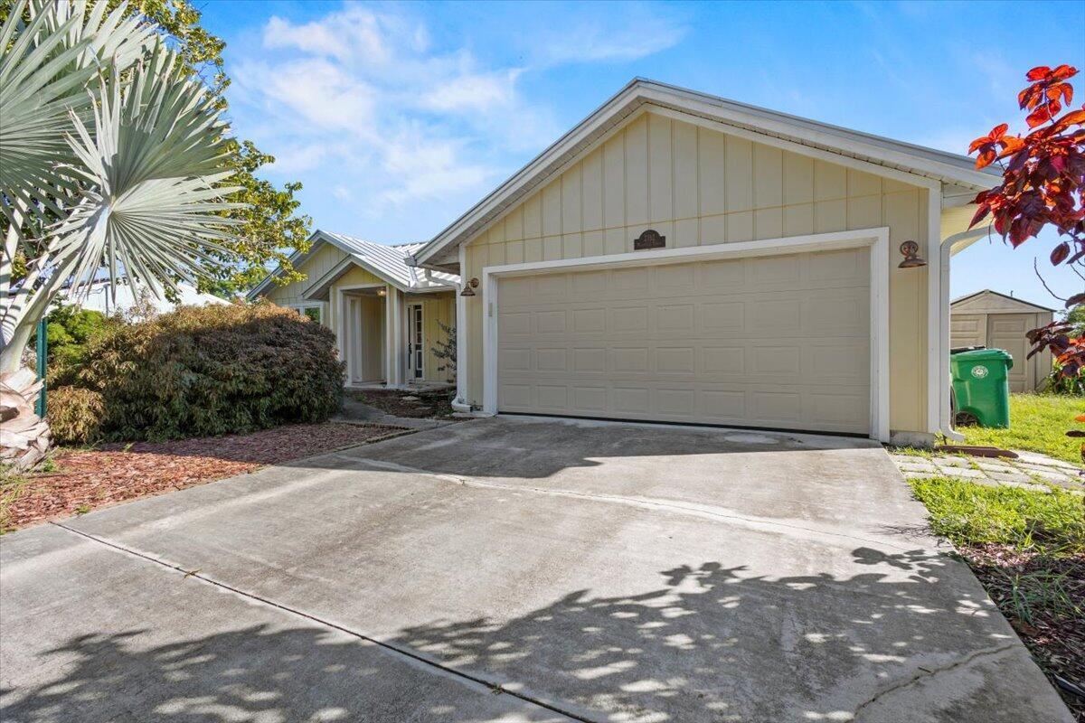 PORT ST LUCIE SECTION 40 - Residential