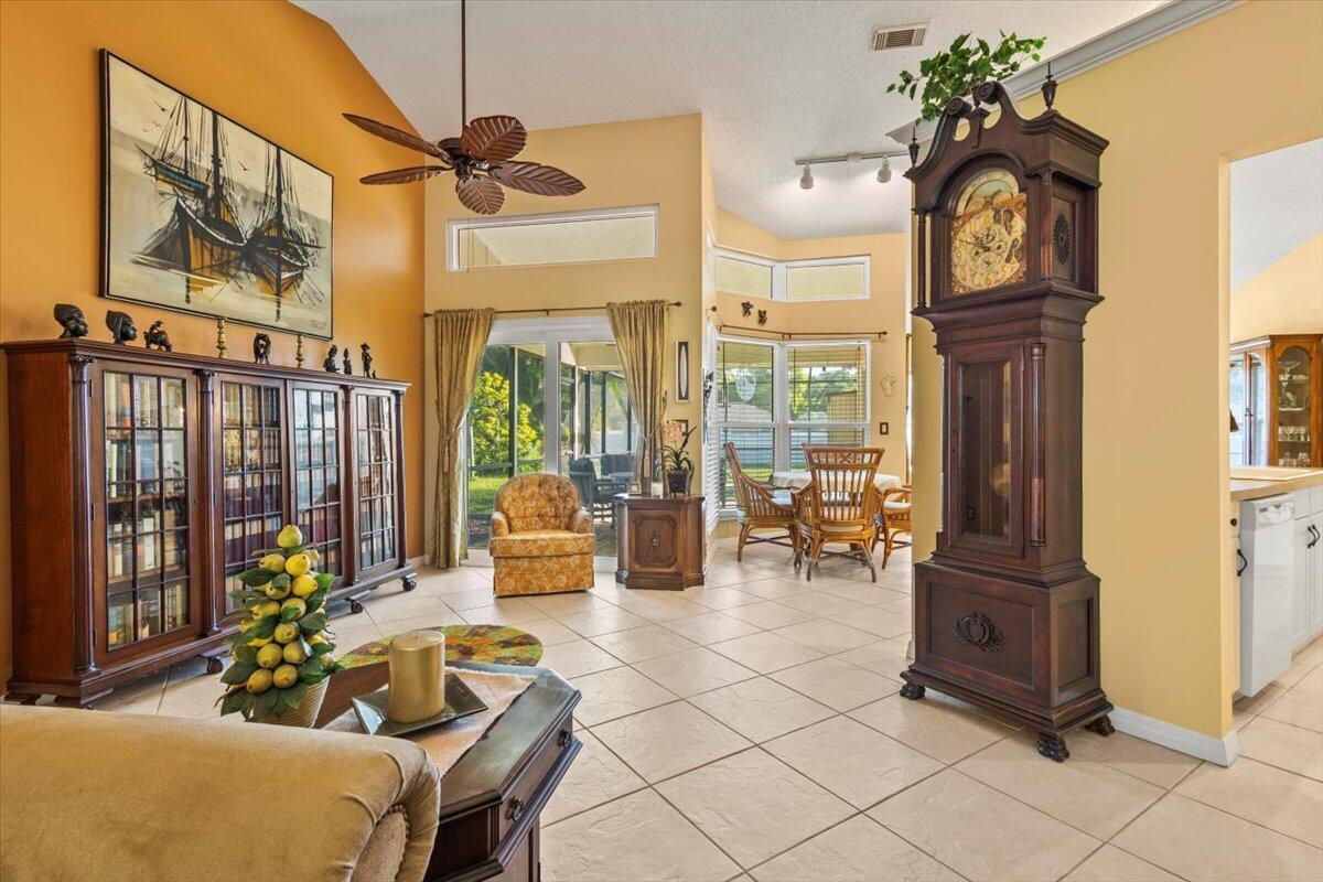 PORT ST LUCIE SECTION 40 - Residential