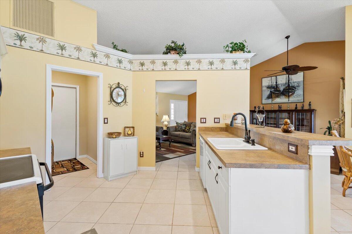 PORT ST LUCIE SECTION 40 - Residential