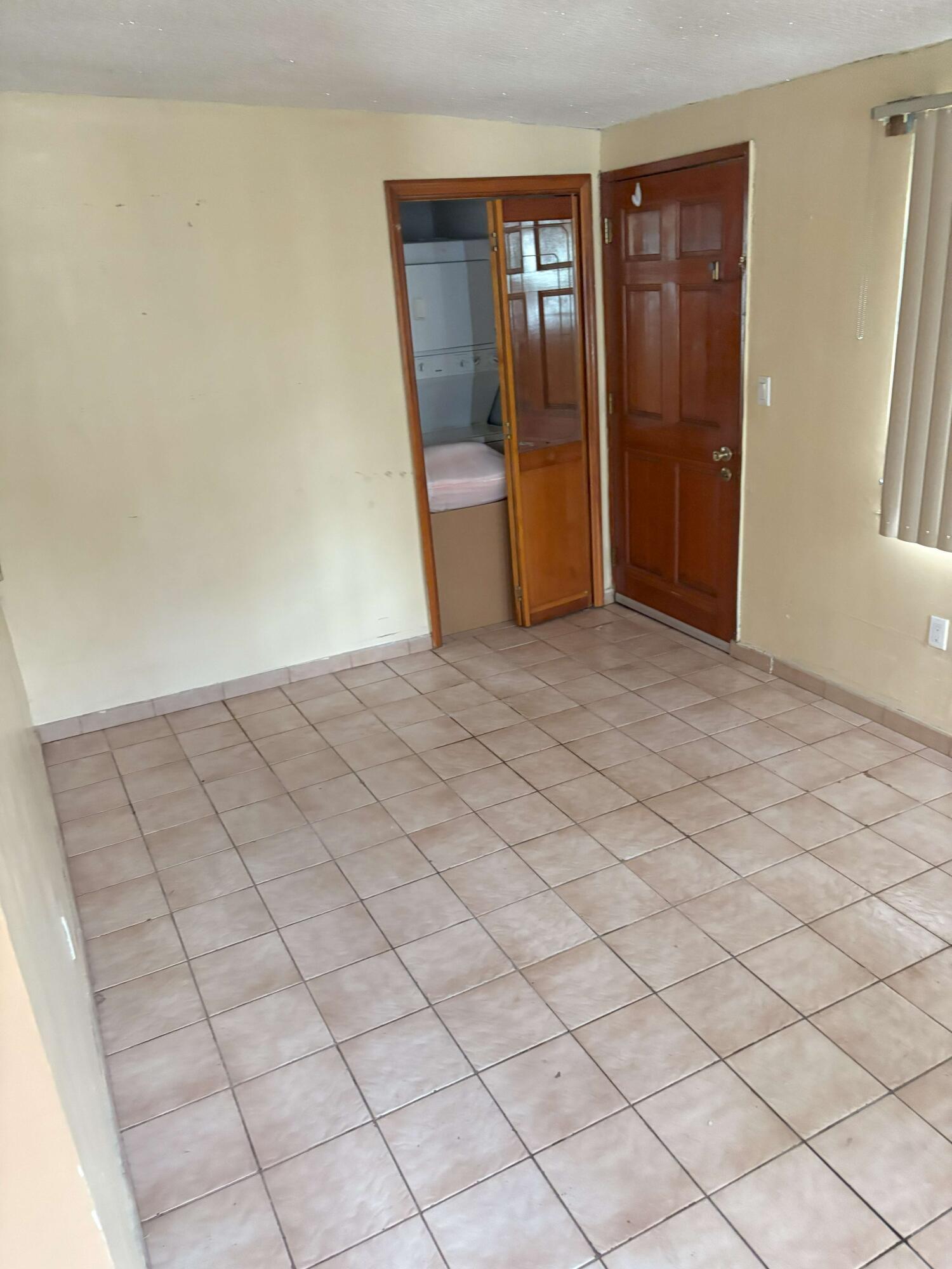 GRAND VIEW PARK - Residential Income