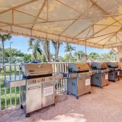 Tiny photo for 5574 Witney Drive #206, Delray Beach, FL 33484 (MLS # B26070284)