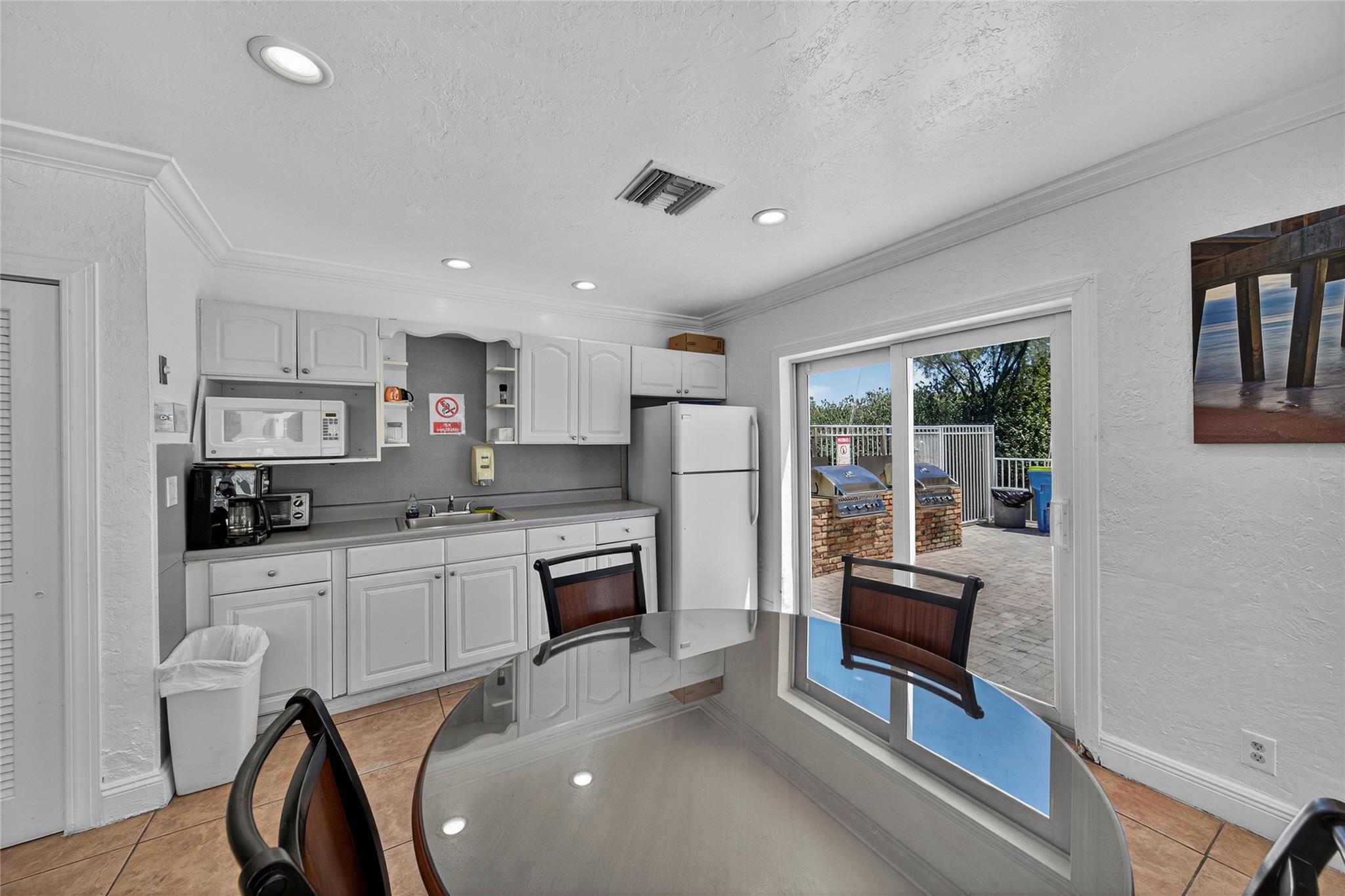 Harbor's Edge - Residential