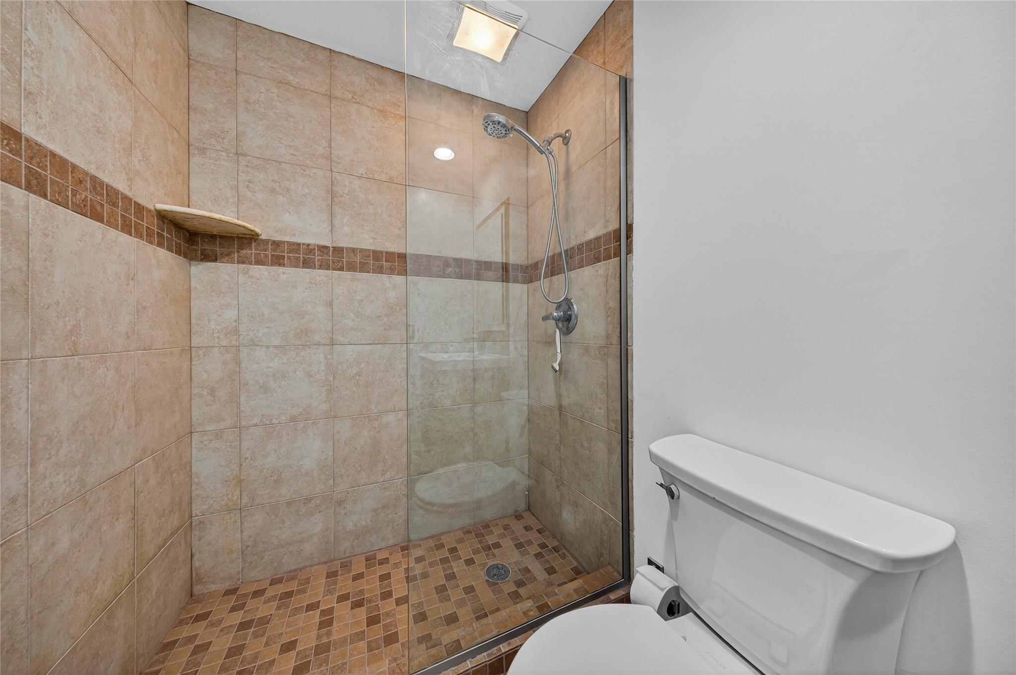 Harbor's Edge - Residential