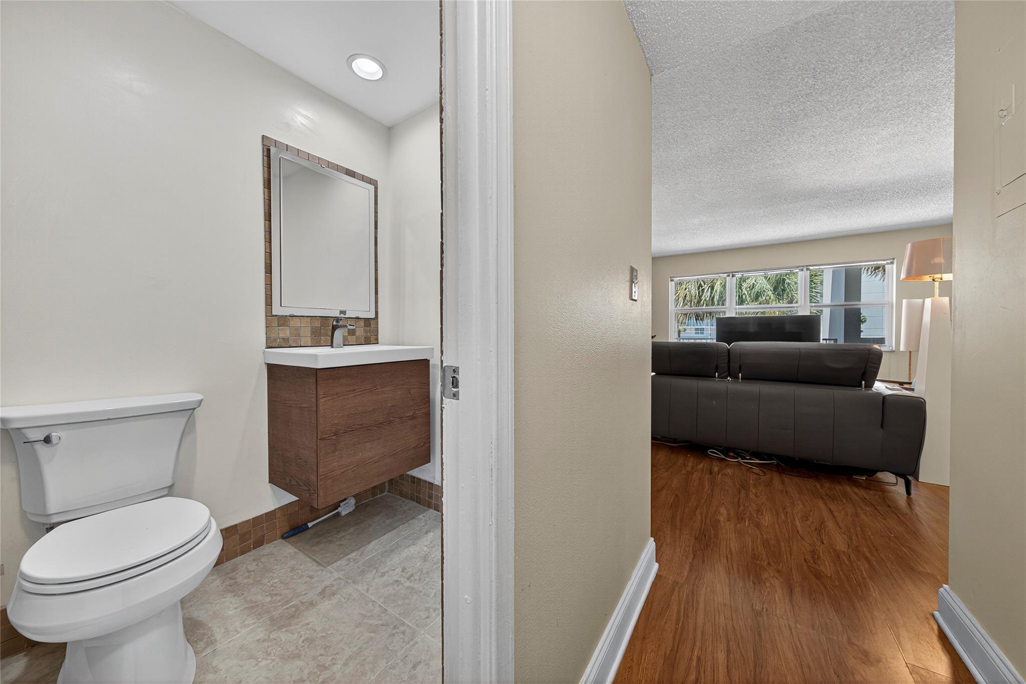 Harbor's Edge - Residential