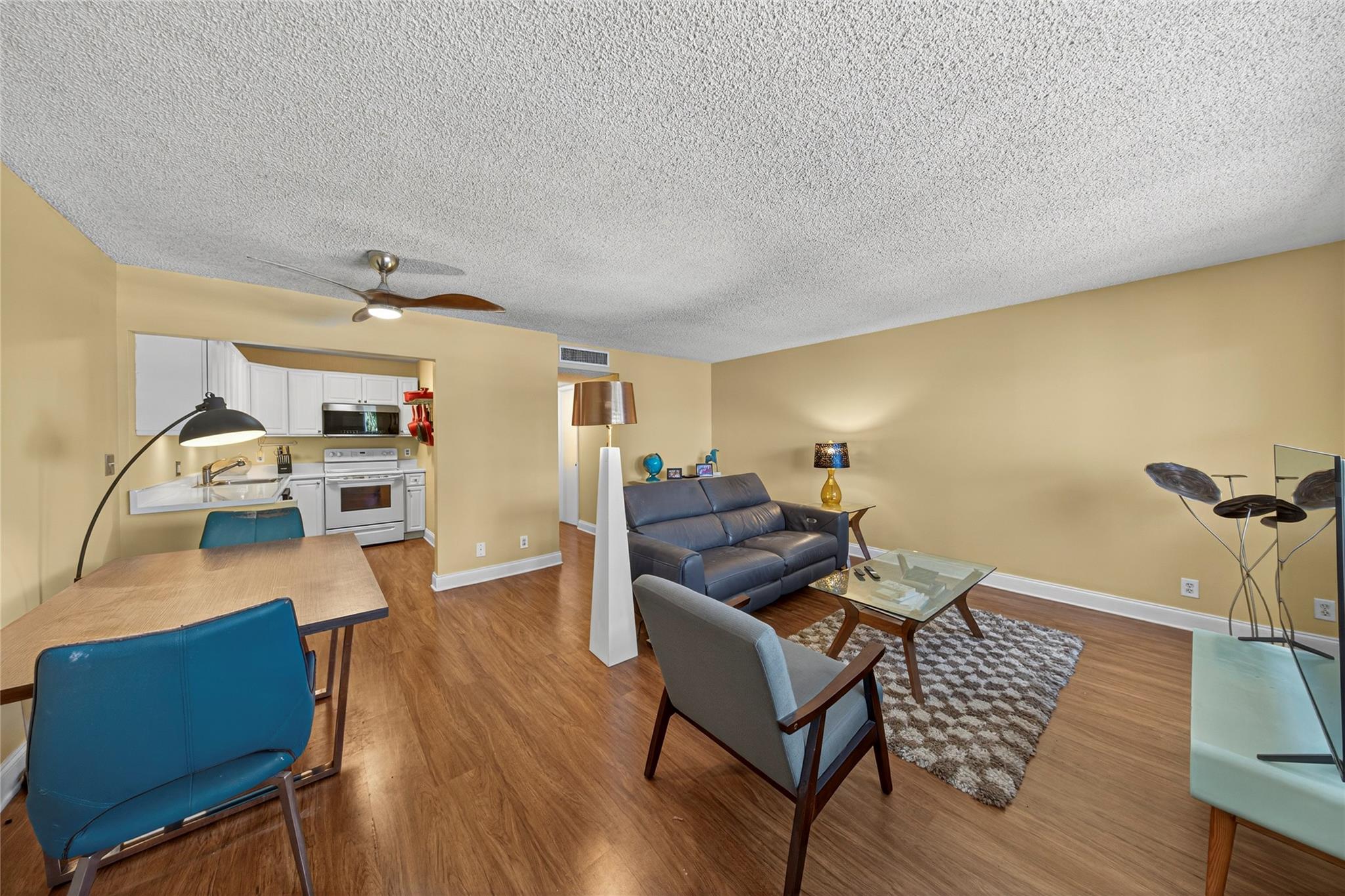 Harbor's Edge - Residential