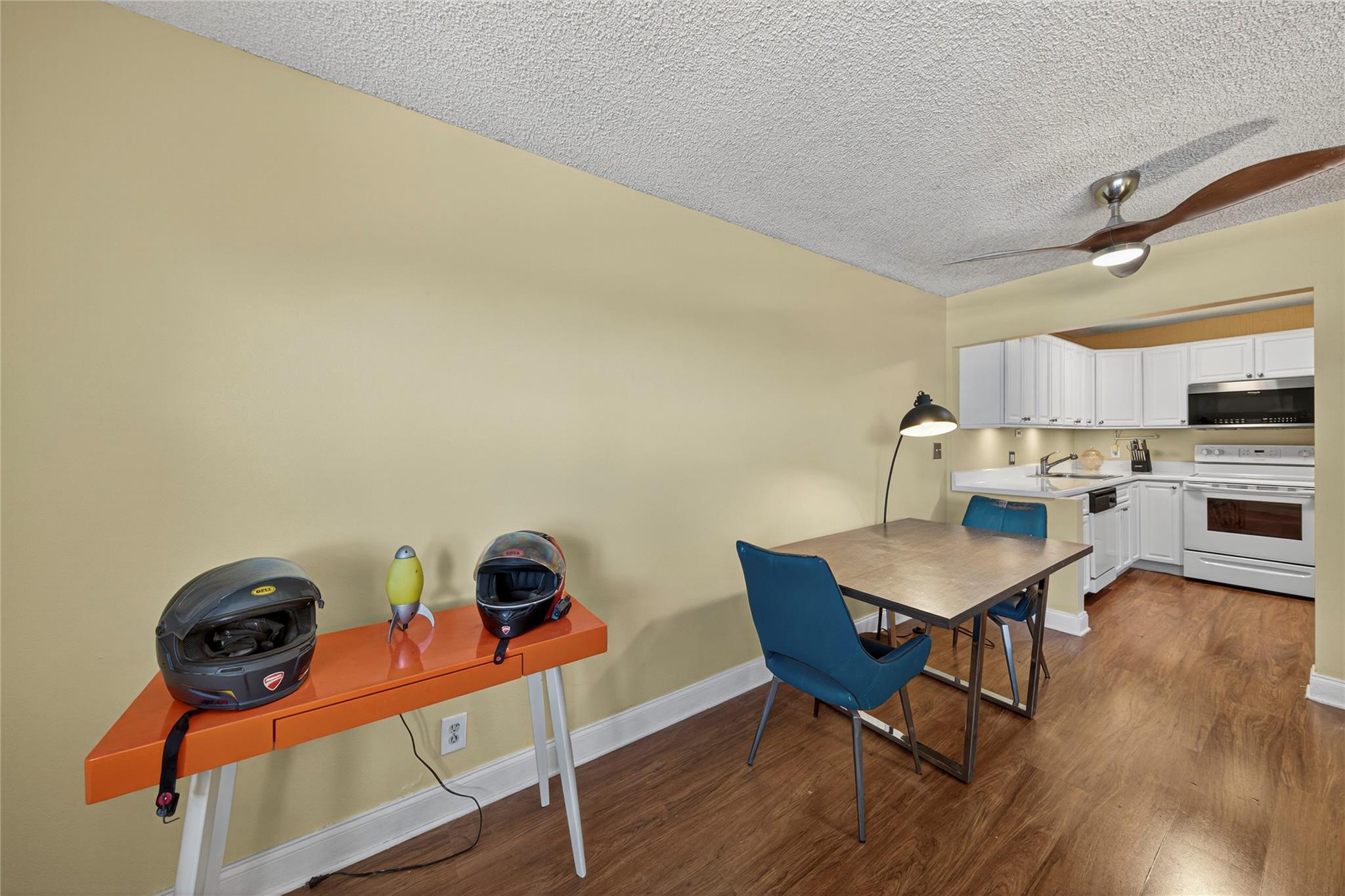 Harbor's Edge - Residential