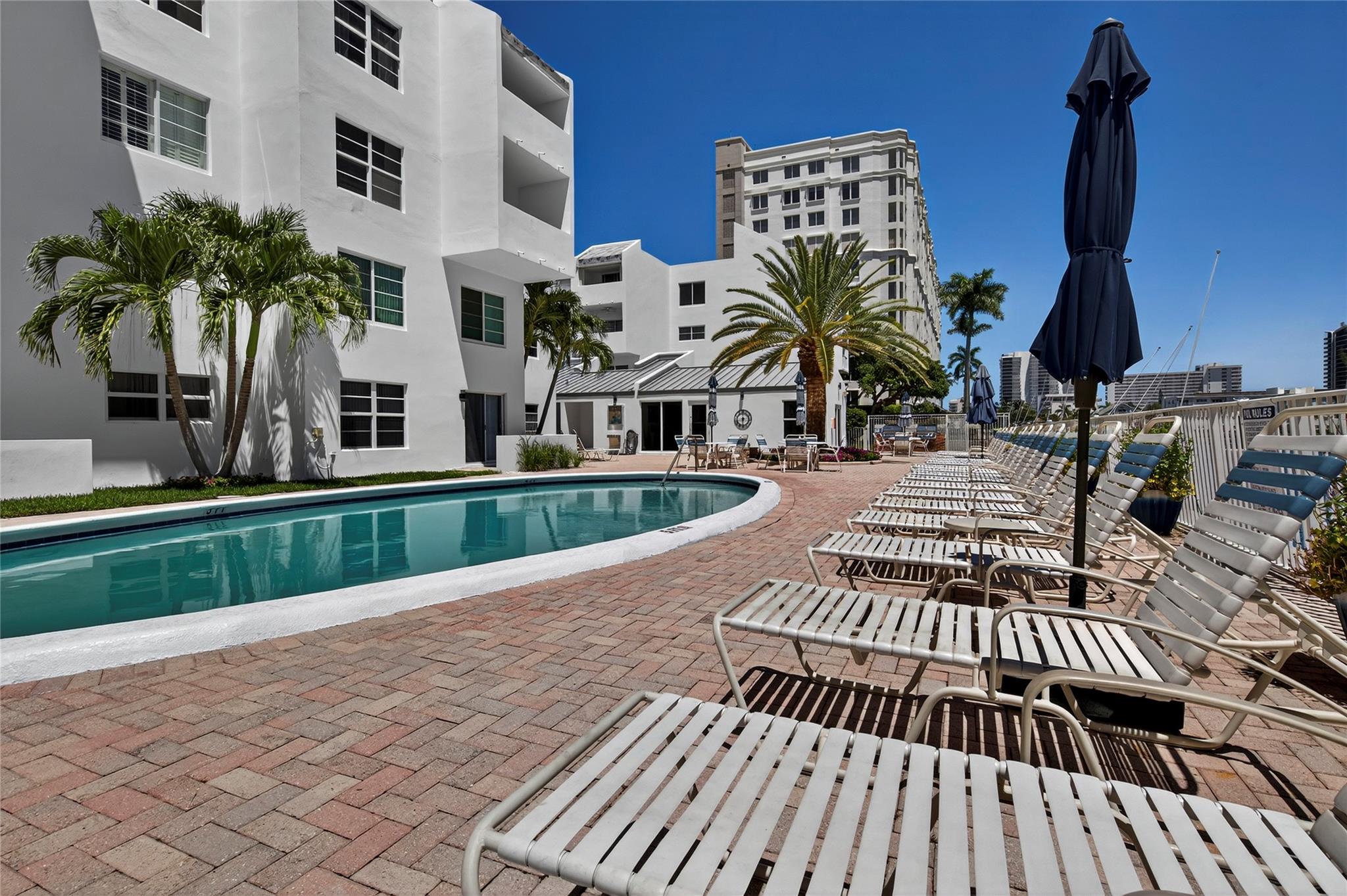 Harbor's Edge - Residential