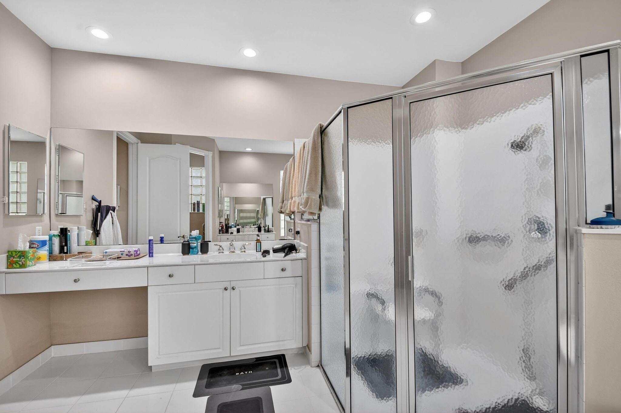 MIZNER FALLS - Residential