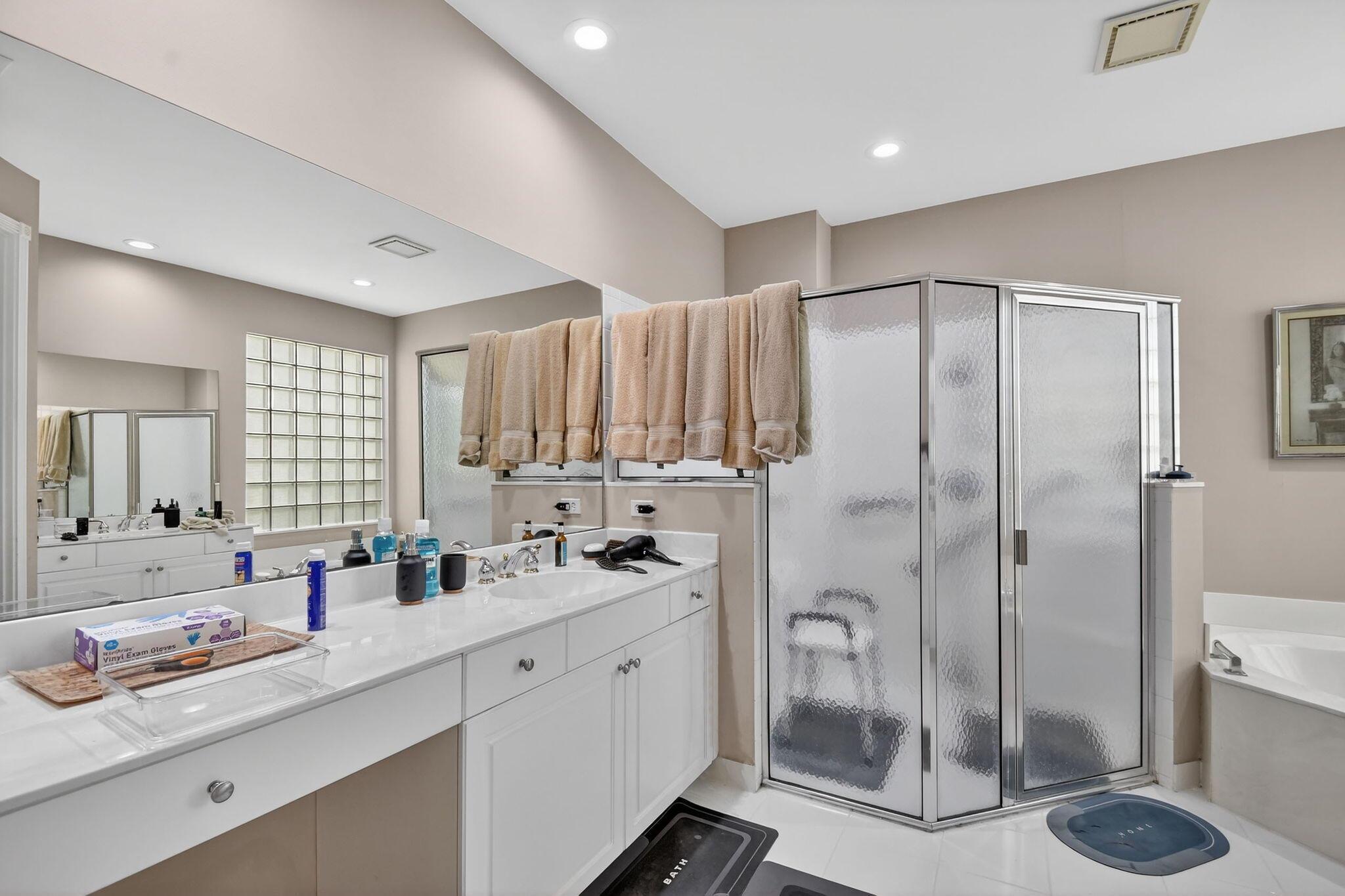 MIZNER FALLS - Residential