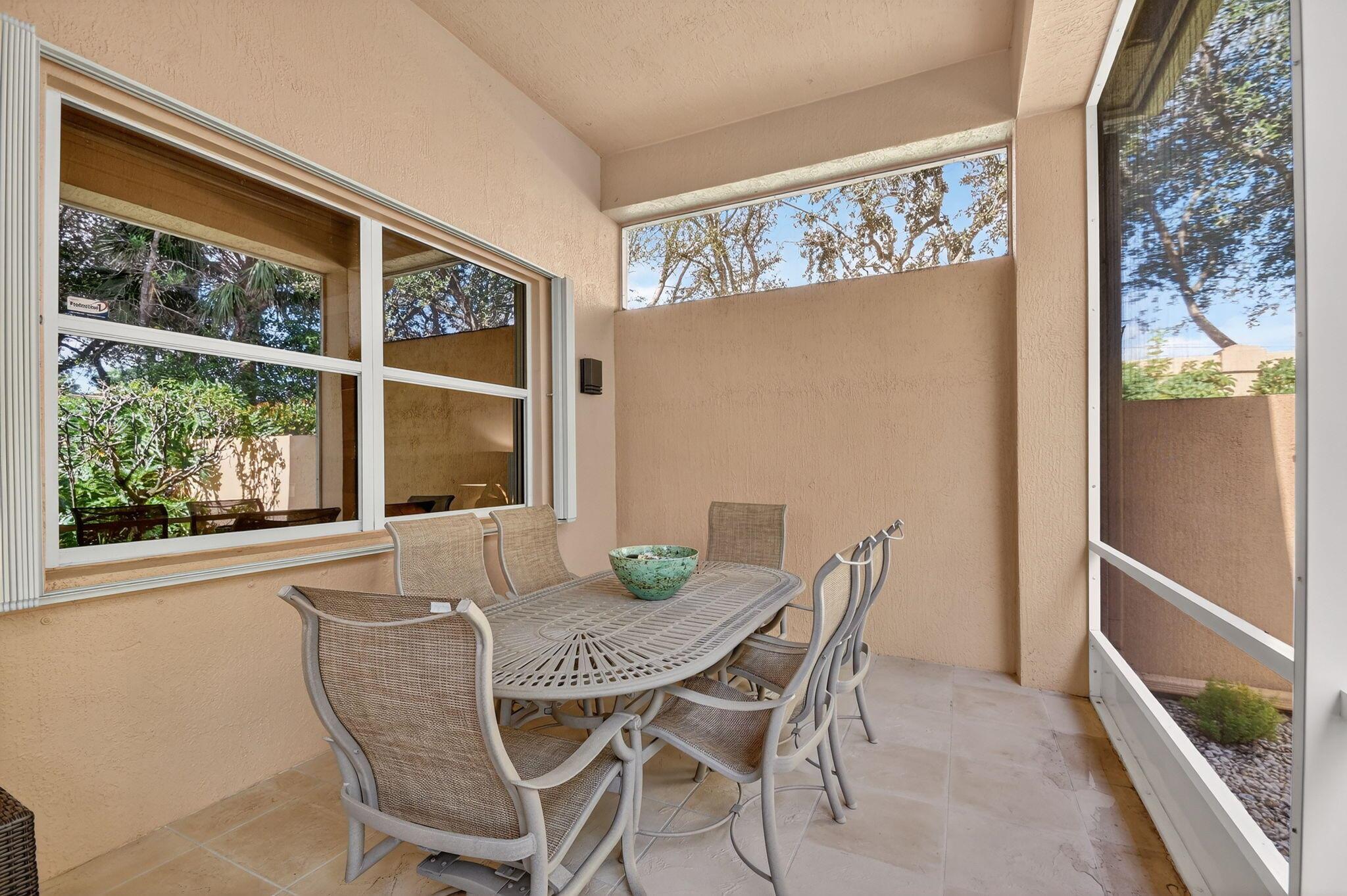 MIZNER FALLS - Residential