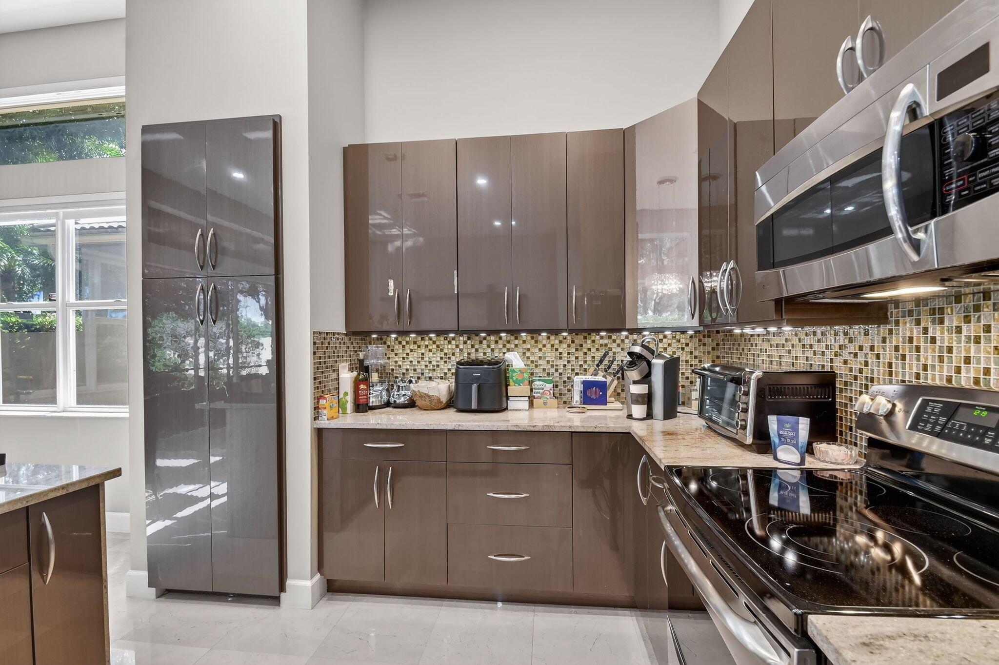 MIZNER FALLS - Residential