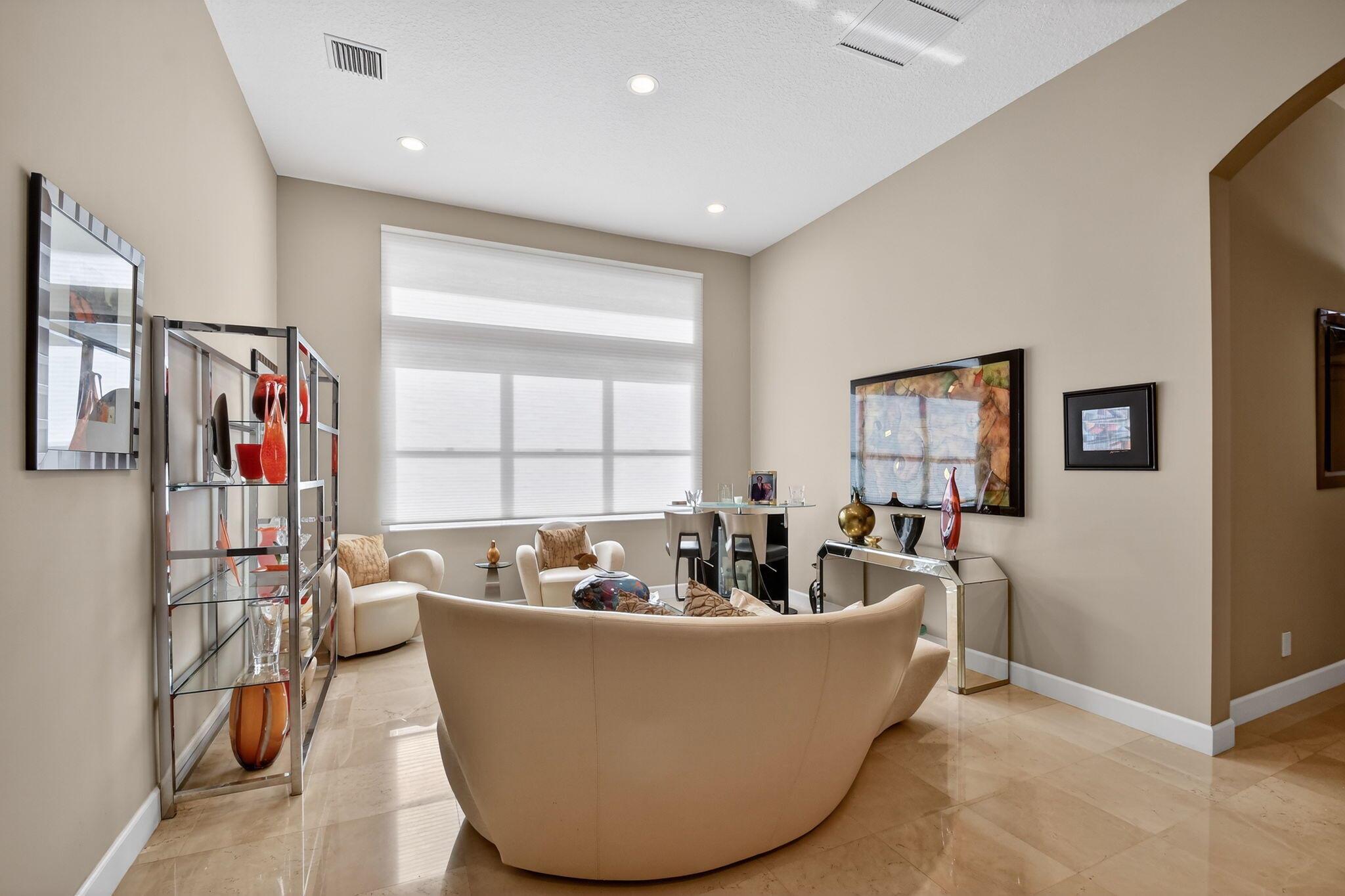 MIZNER FALLS - Residential