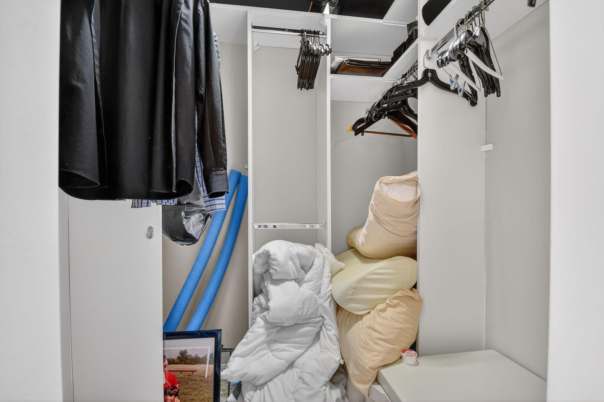 MIZNER FALLS - Residential