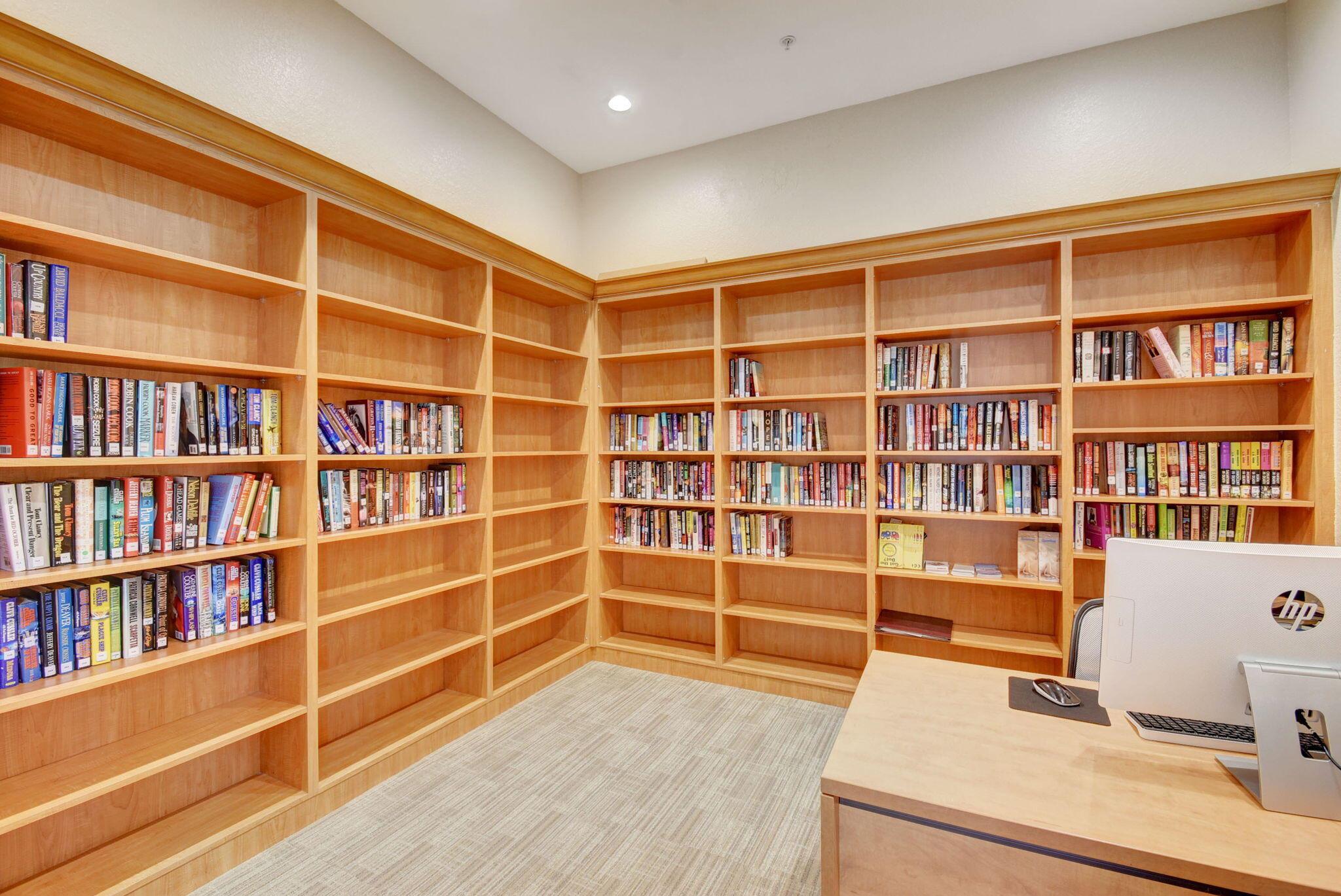 MIZNER FALLS - Residential