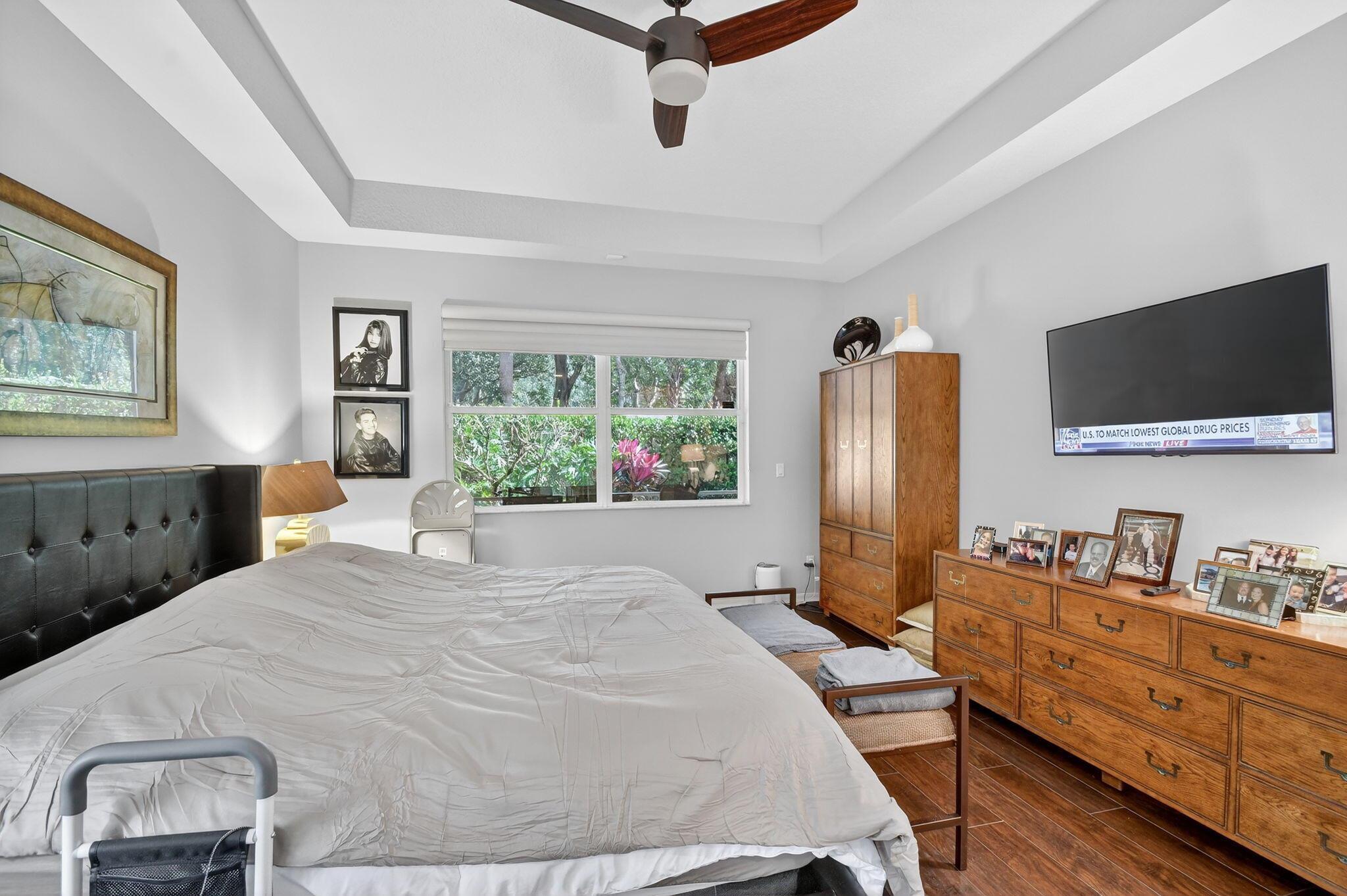 MIZNER FALLS - Residential