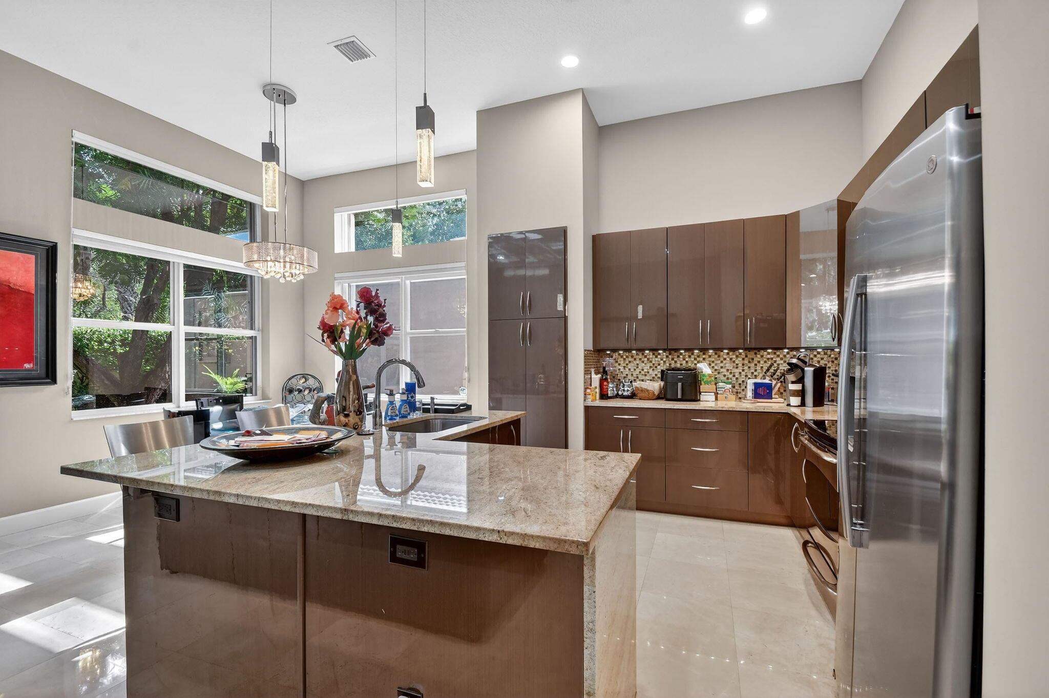 MIZNER FALLS - Residential