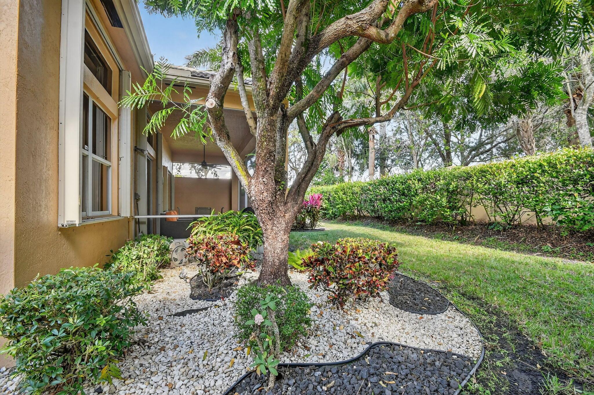 MIZNER FALLS - Residential