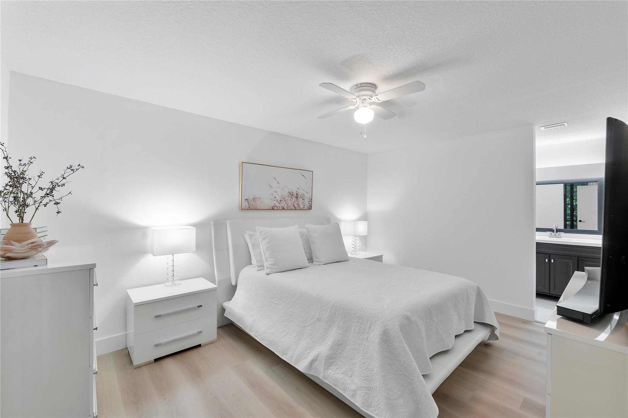 Beautifully renovated 3BD/2BA first-floor corner unit with peaceful nature preserve views. Spacious layout with large master suite and walk-in closet. Upgrades include new flooring, baseboards, washer, kitchen appliances, water heater, and no popcorn ceilings. Tile in kitchen/baths, laminate in living areas. Screened patio with in-unit washer/dryer—perfect for relaxing. Enjoy the Centerpointe pool plus full access to Township amenities: heated Olympic-size pool, kiddie pool, fitness center, tennis, paddleball, theater, walking trails, and more. Prime location near shopping, dining, parks, and major highways—ideal for both convenience and lifestyle