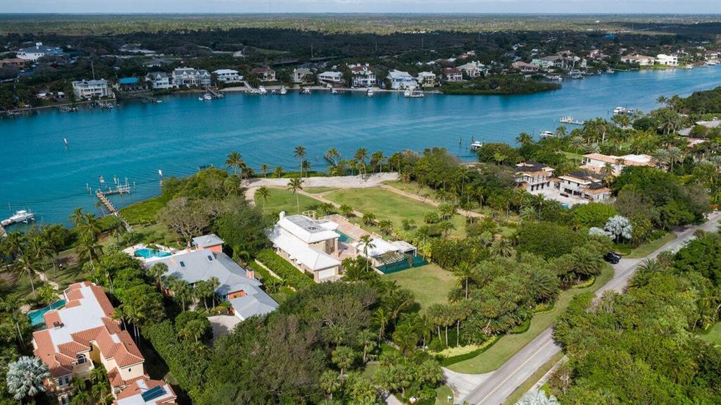 ITALANDCO PLAT ONE - Land