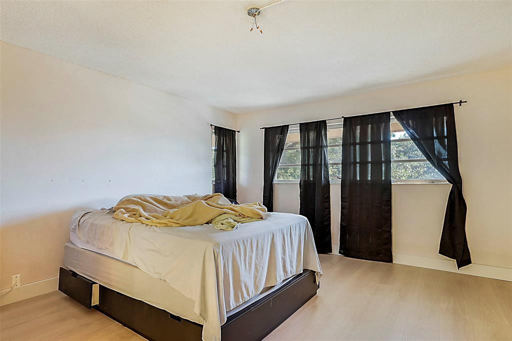 Lake Forest Condo - Residential Lease