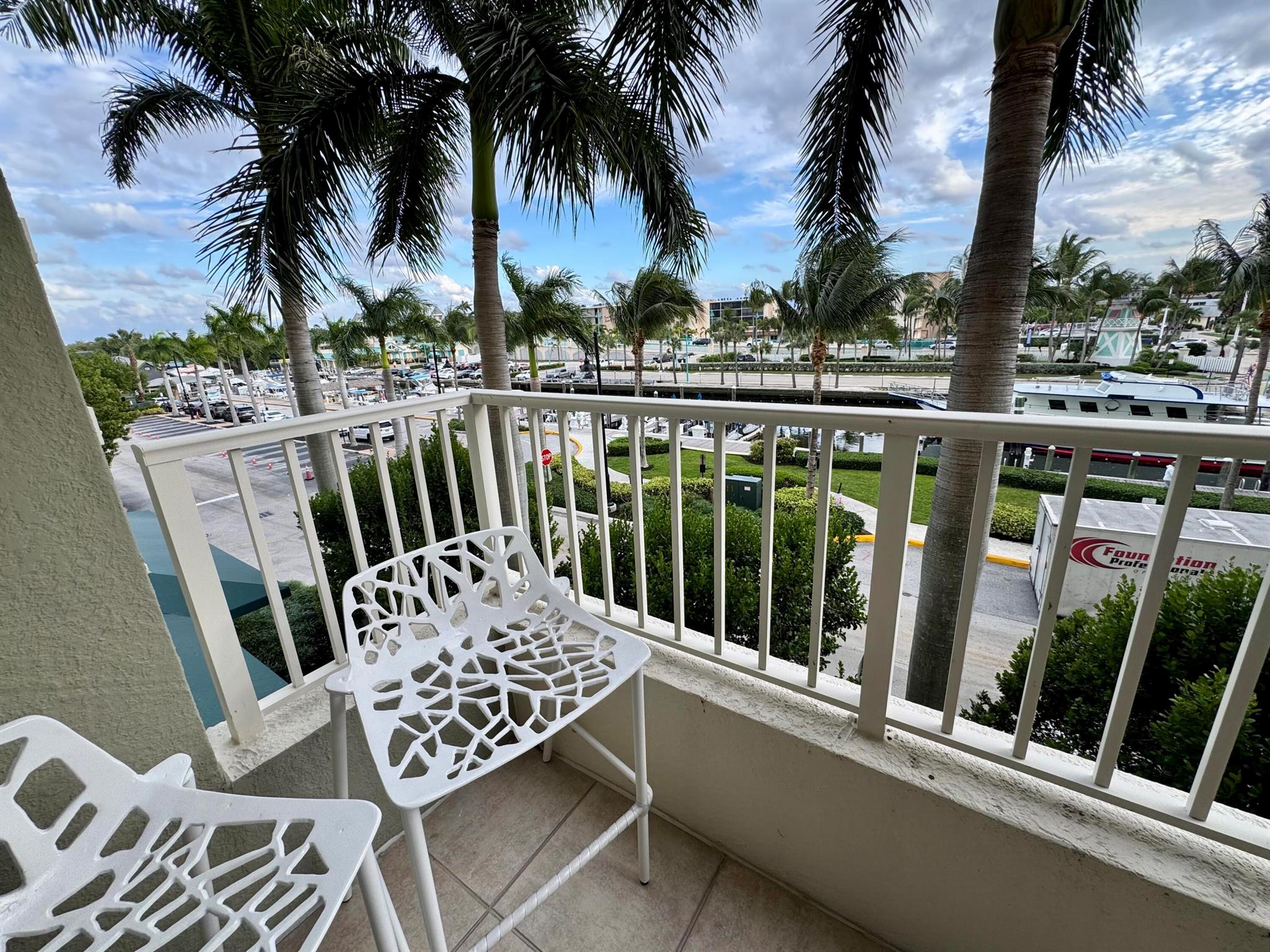 MARINA VILLAGE AT BOYNTON - Residential Lease