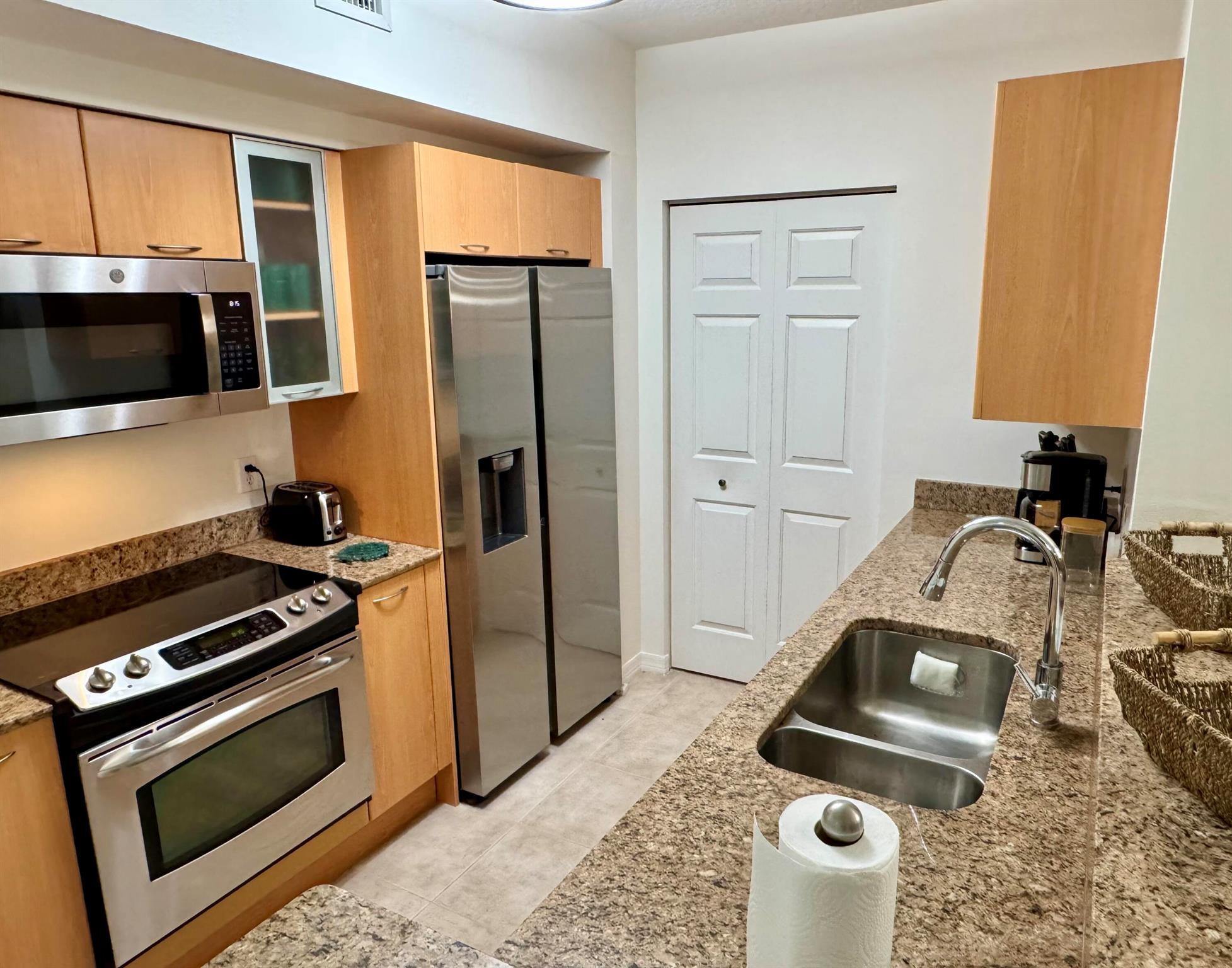 MARINA VILLAGE AT BOYNTON - Residential Lease