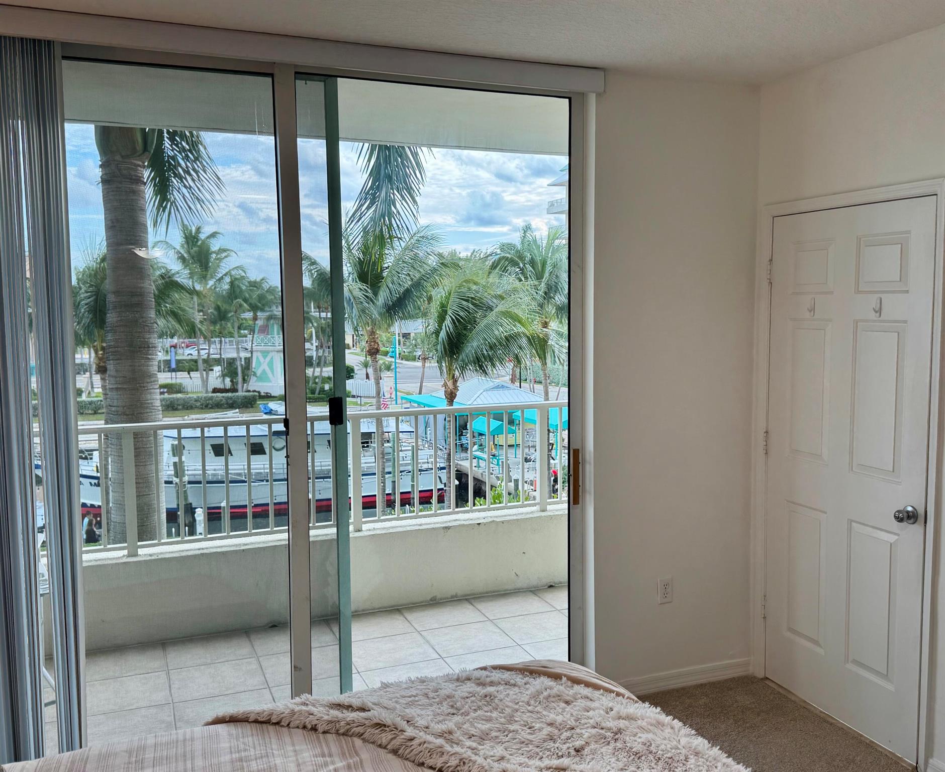 MARINA VILLAGE AT BOYNTON - Residential Lease