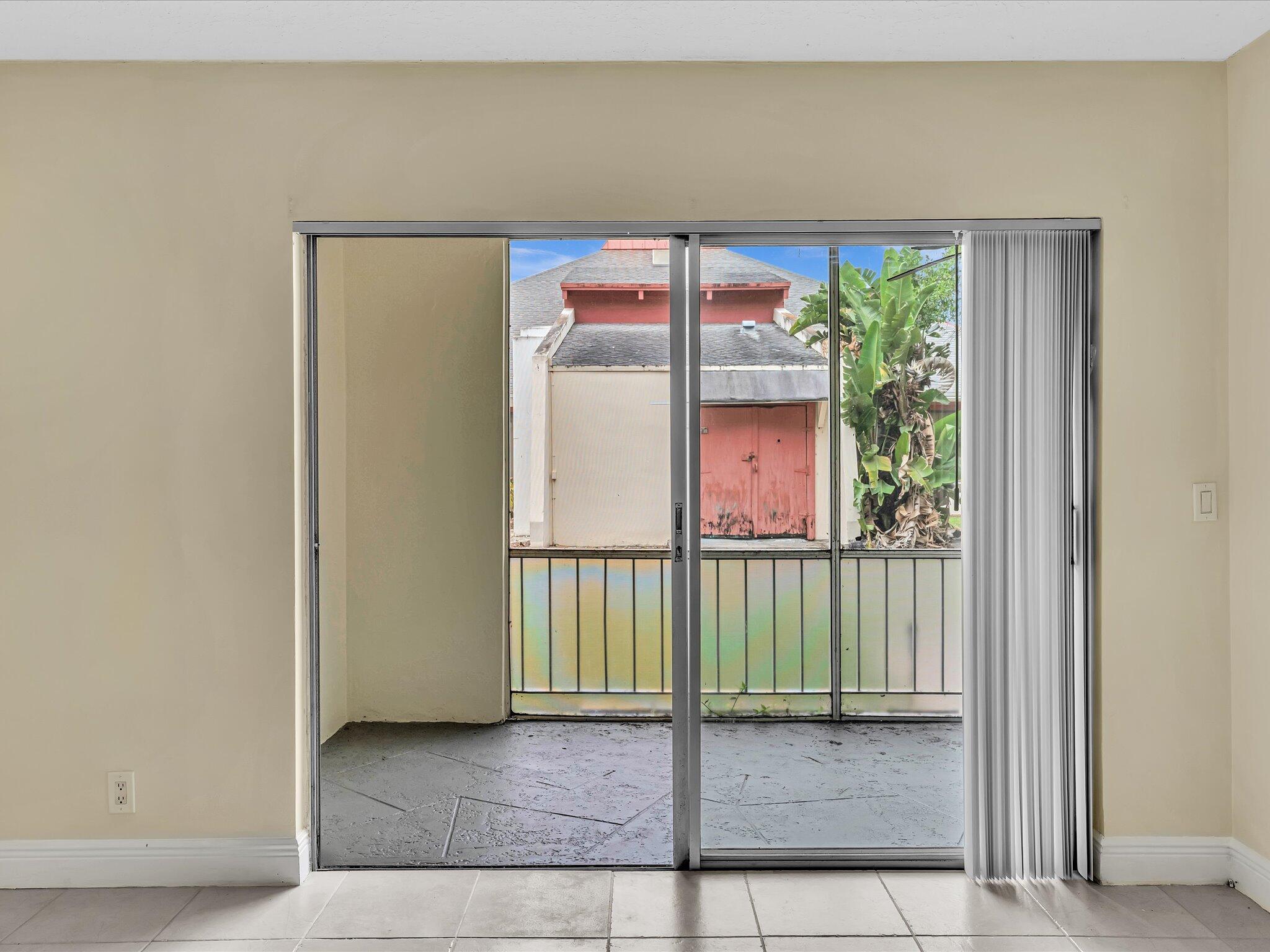 SPANISH OAKS CONDO - Residential Lease
