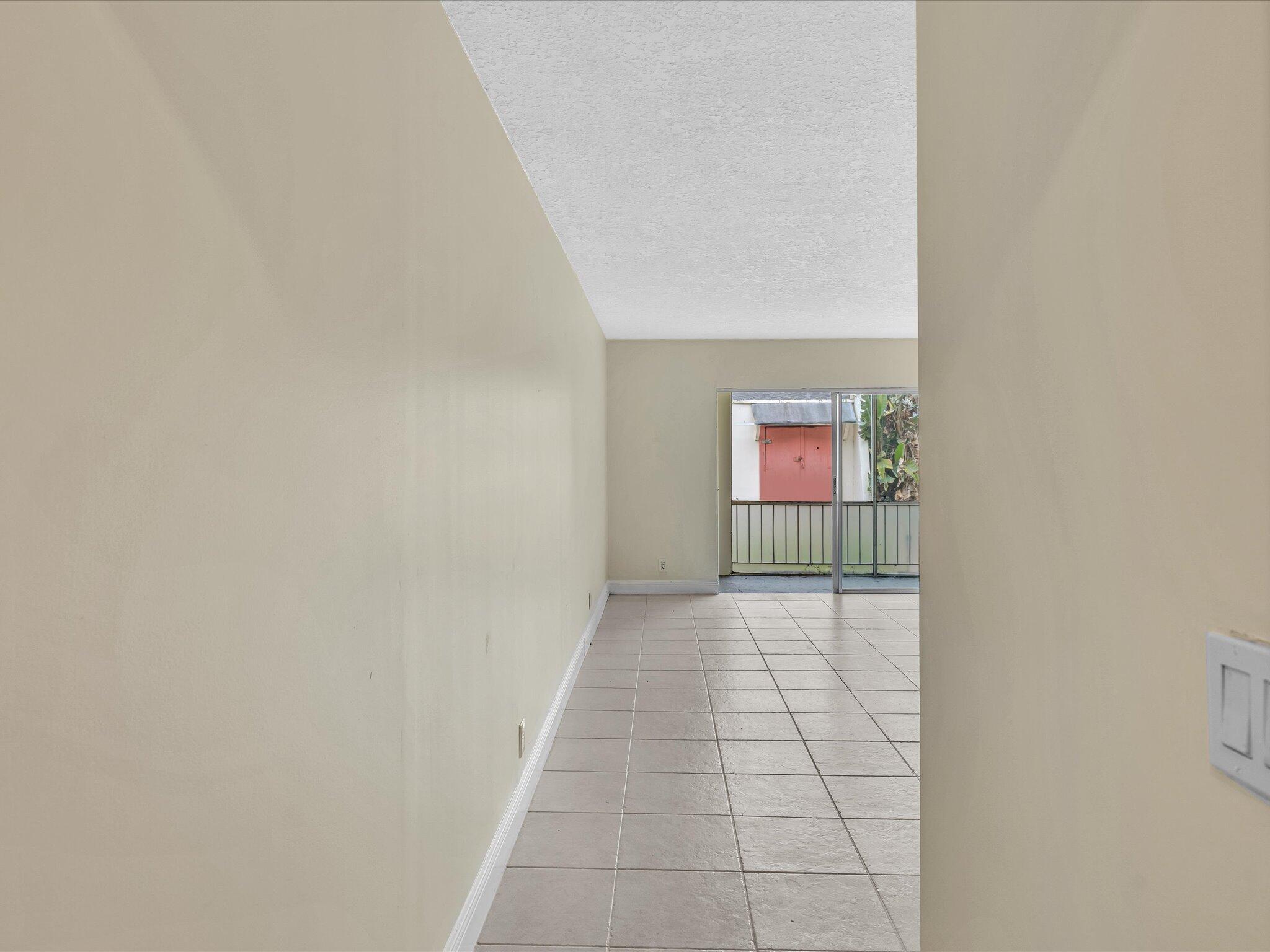 SPANISH OAKS CONDO - Residential Lease